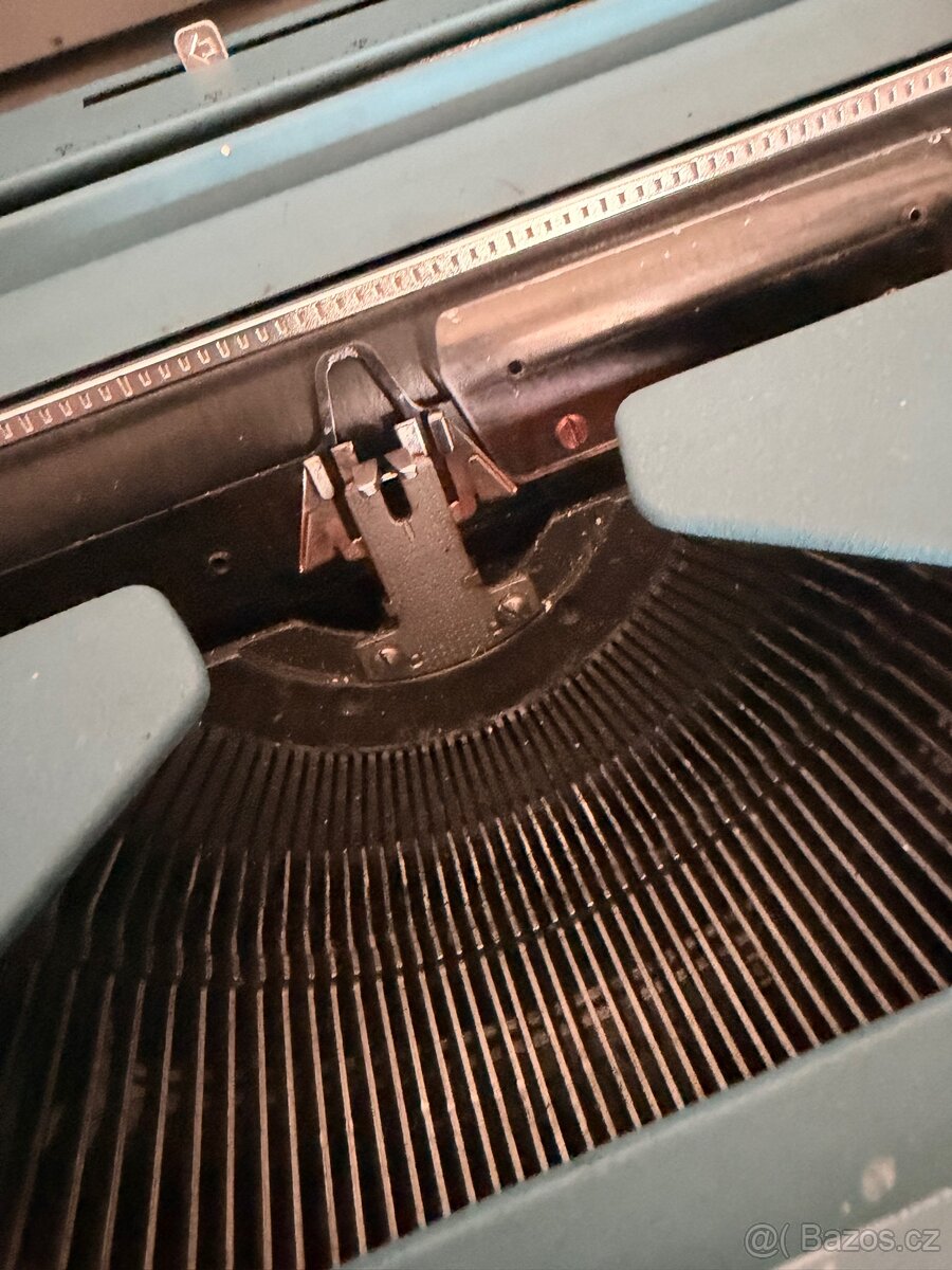 Retro psací stroj Consul - 4