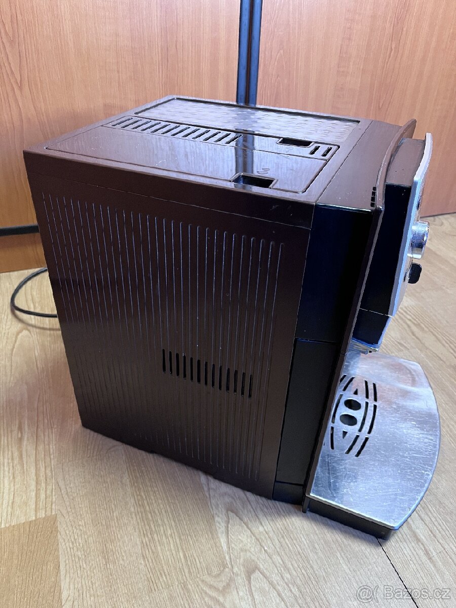 Kávovar DeLonghi - 4