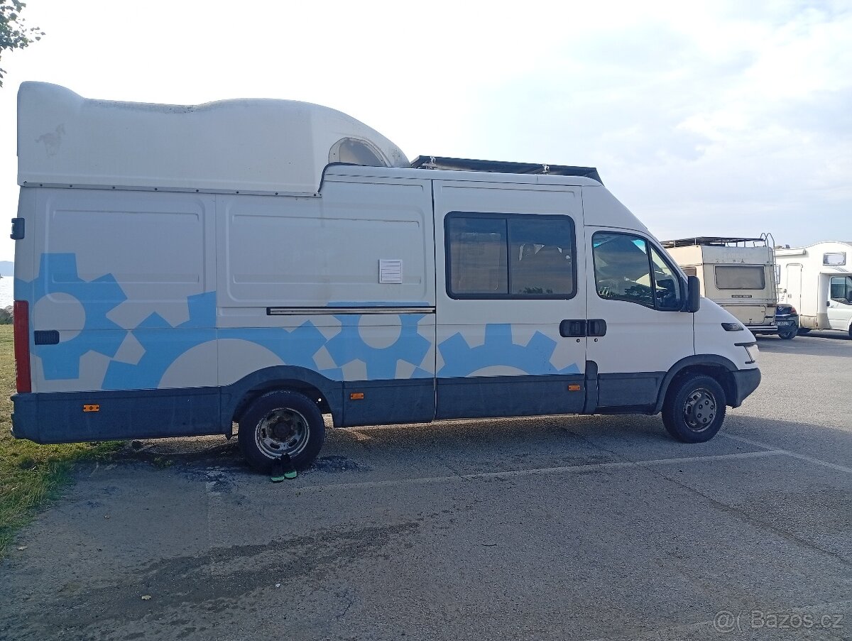 Iveco Daily 3.0 Obitova dodavka - 4