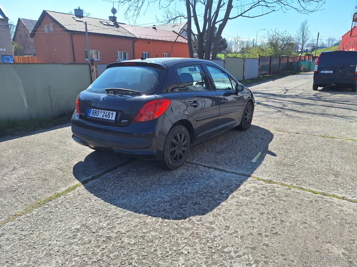 Peugeot 207 1.6HDi - 4