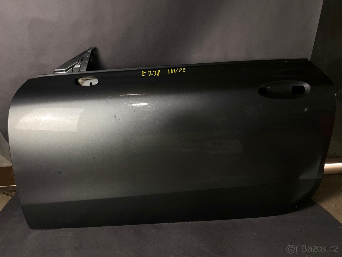 Leve dveří Mercedes E238 coupe - 4
