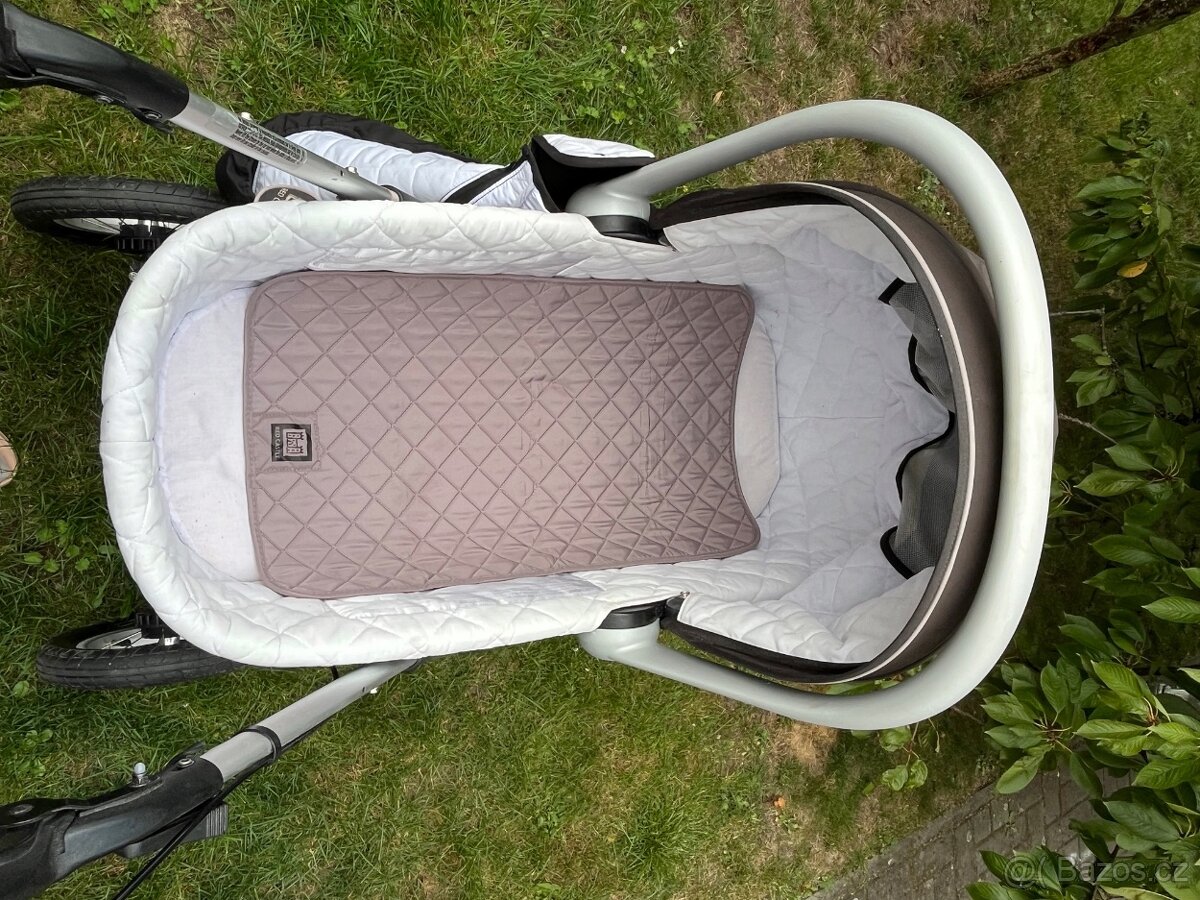 Kočárek RED CASTLE - hluboký - 4