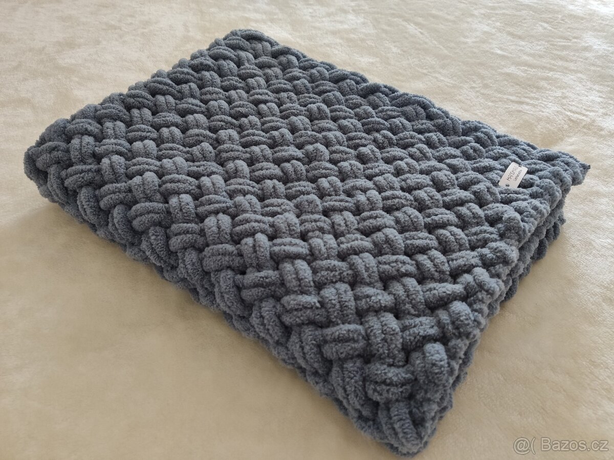 Pletená dětská deka šedá - 4