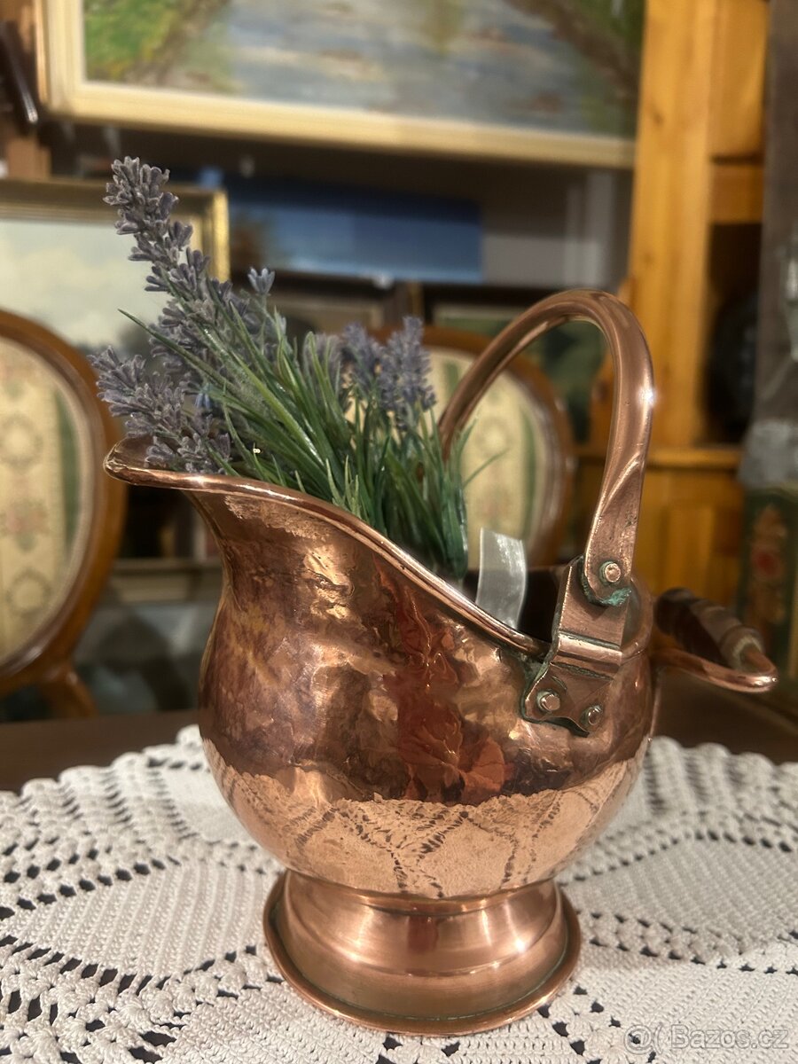 Měděný starožitný malý uhlák - 4