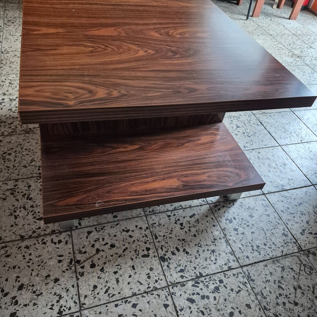 Konferenční stolek - 4