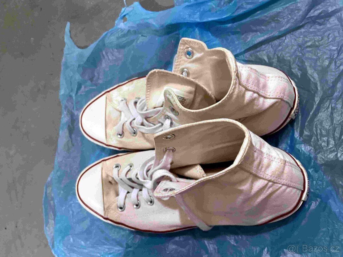 Converse 44 - 4