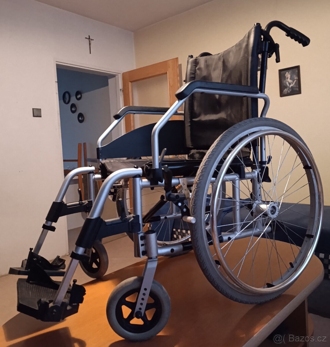 Mechanický invalidní vozík - 4