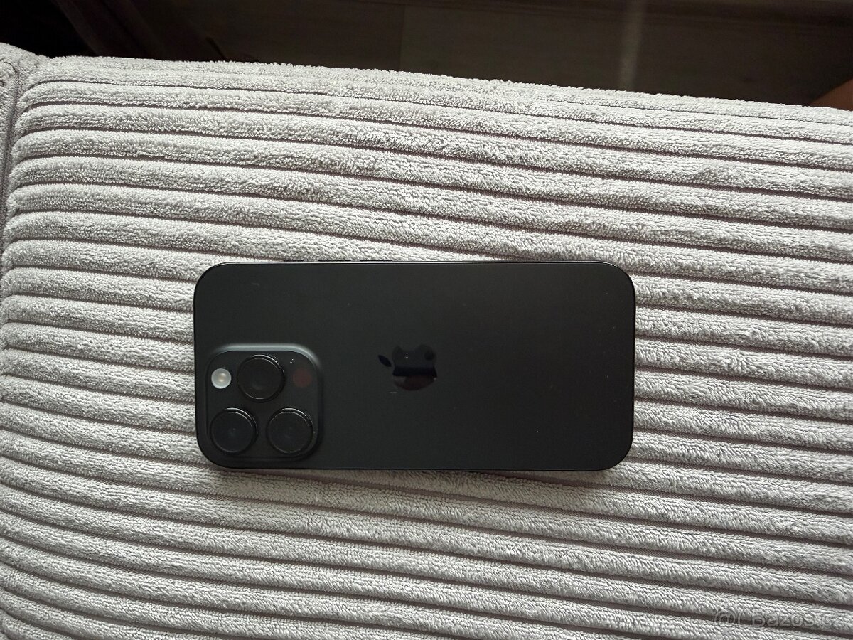 IPhone 16 Pro 128GB Černý titan - 4