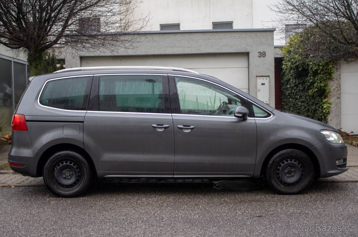 Volkswagen Sharan 2.0 TDI Highline - 4