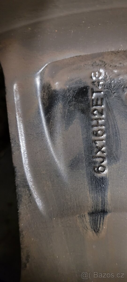 Škoda Octavia 3,alu 16',černé,zimní Continental - 4