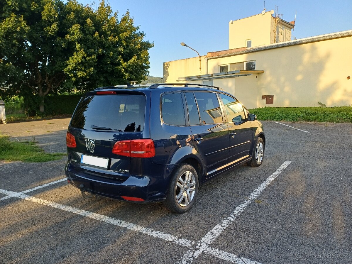 Volkswagen Touran 2,0 TDi 103KW 2010 - VELKÁ SLEVA - 4