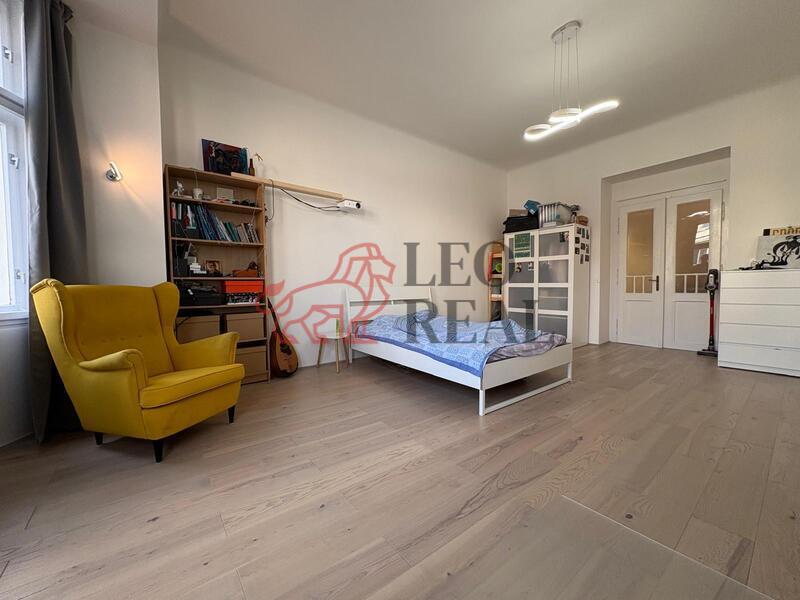 Pronájem bytu 1+1 o velikosti 43 m2 - 4