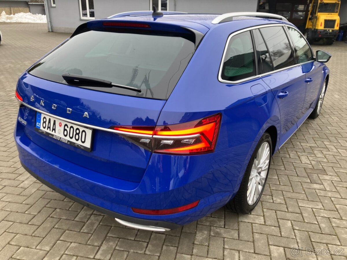 Škoda Superb combi 2.0TDI 110kW L&K /TAŽNÉ,NAVIGACE, ČR / - 4