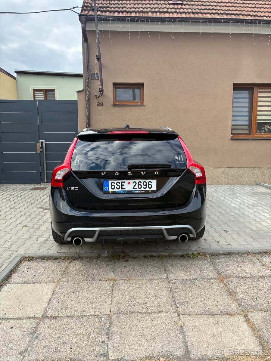 Volvo V60 D5 - 4