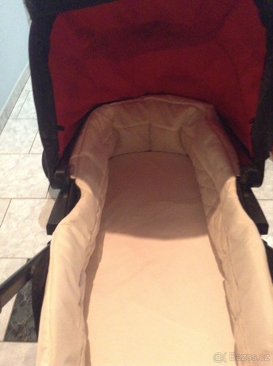 prodám kočárek Hauck Rapid plus trio set - 4