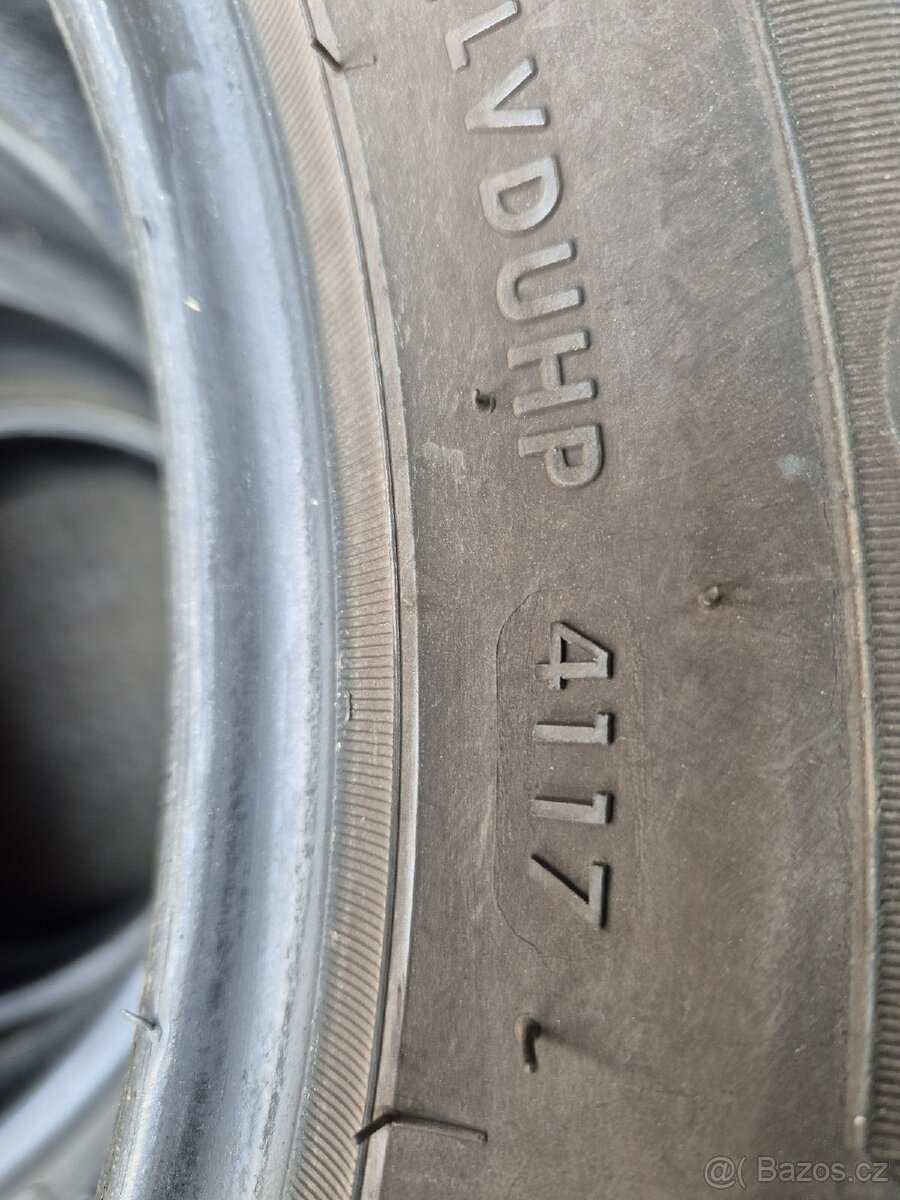 235/55r17 letní pneumatiky - 4
