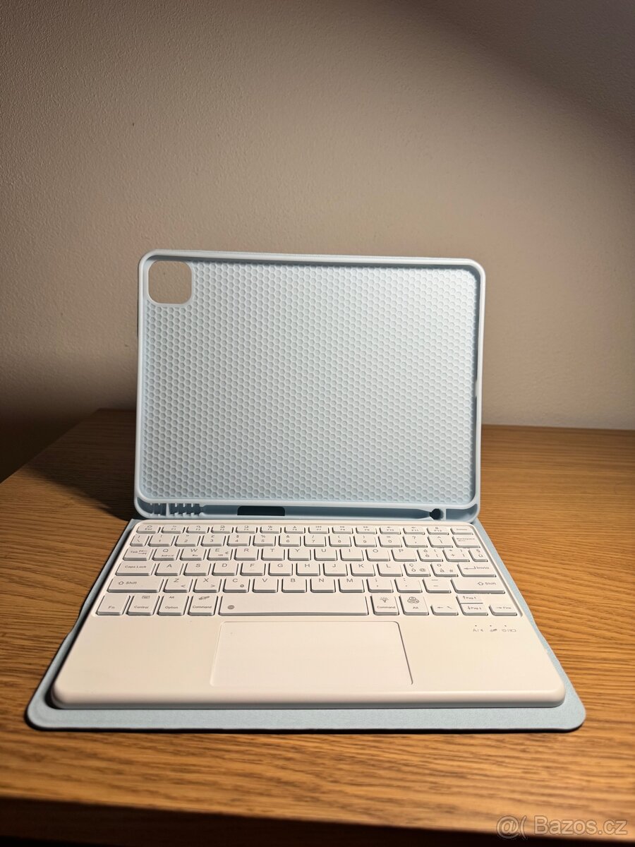 Klávesnice iPad Pro 11” a Air 4, 5 a 6. generace - 4
