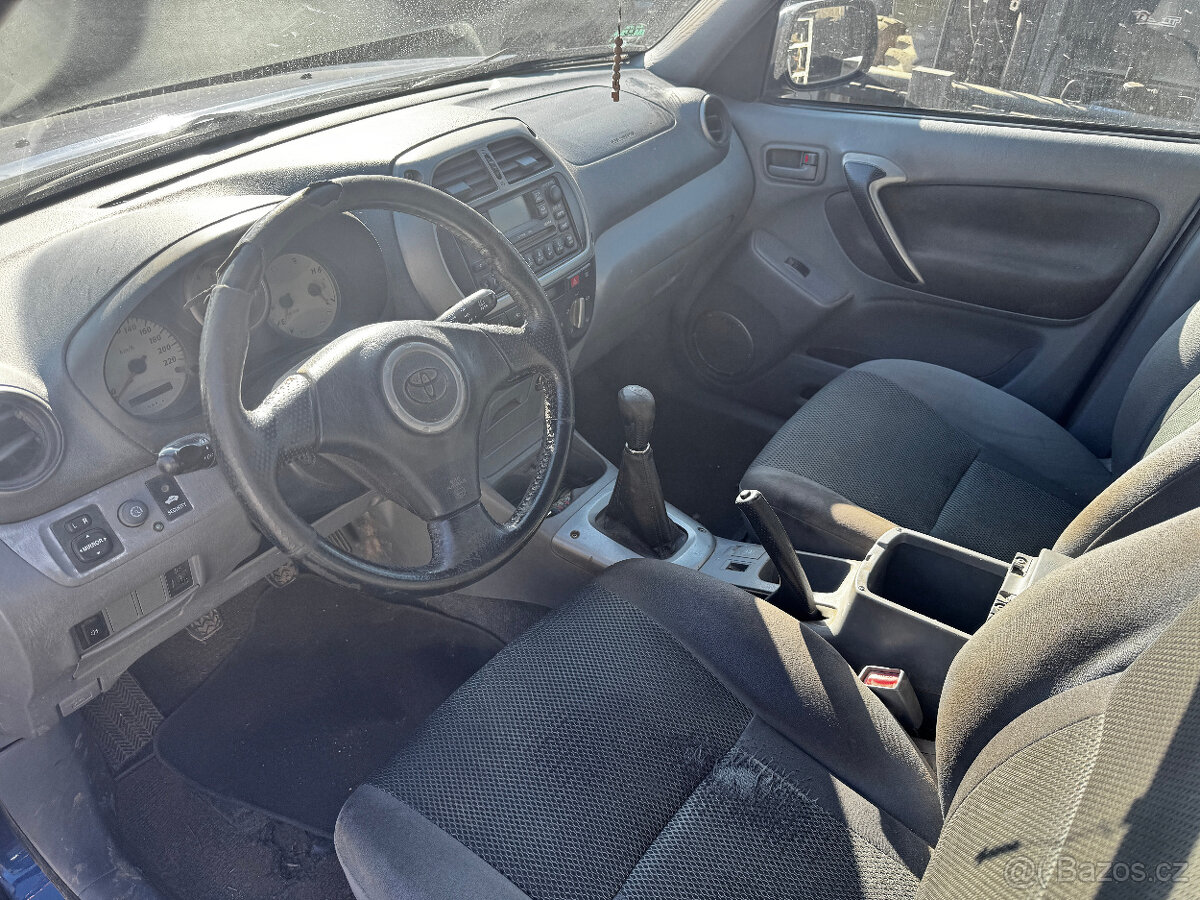Toyota Rav 4 - 4