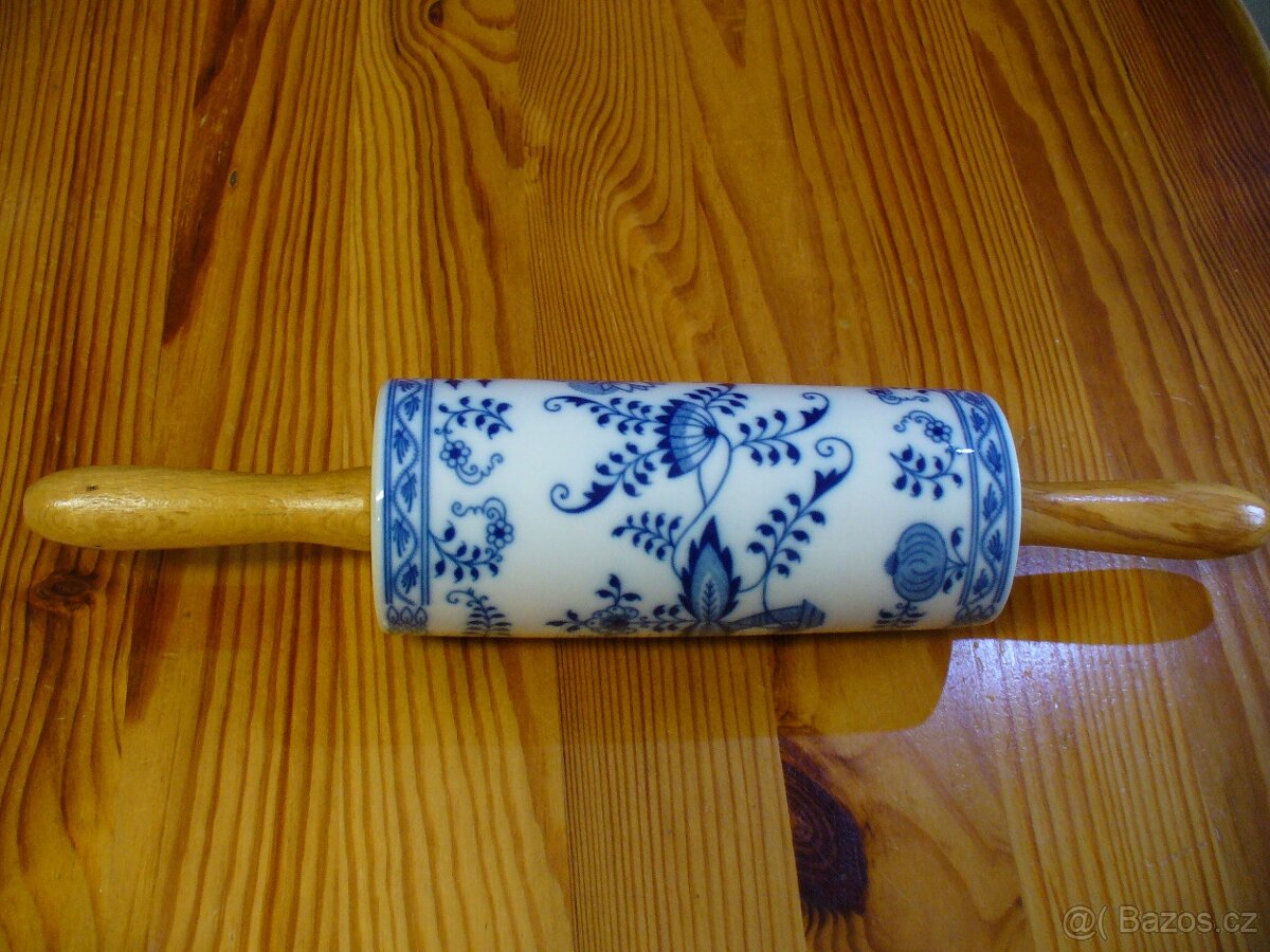 Cibulák - váleček na nudle - 4