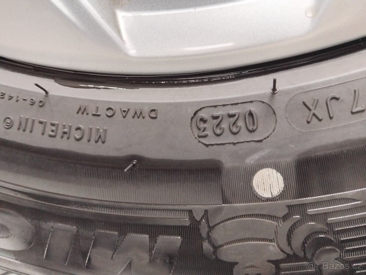 Prodám 4ks kompletní zimní ALU kola VW T7 16" - 4