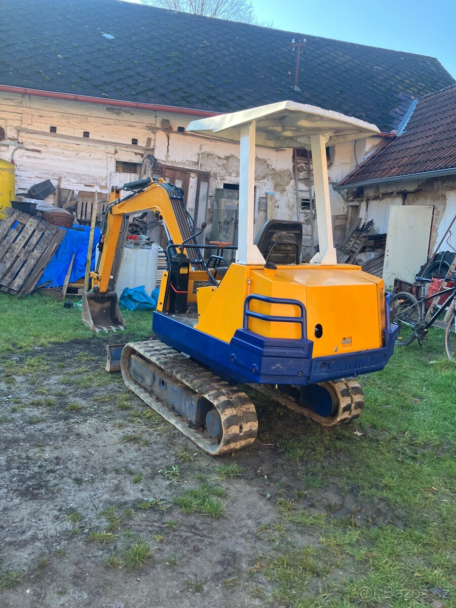 Pásový bagr Yanmar - 4