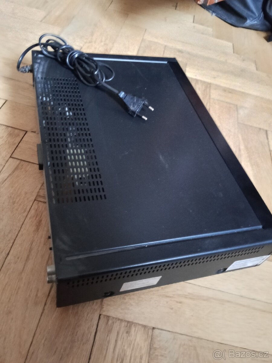 VHS přehrávač SONY - 4