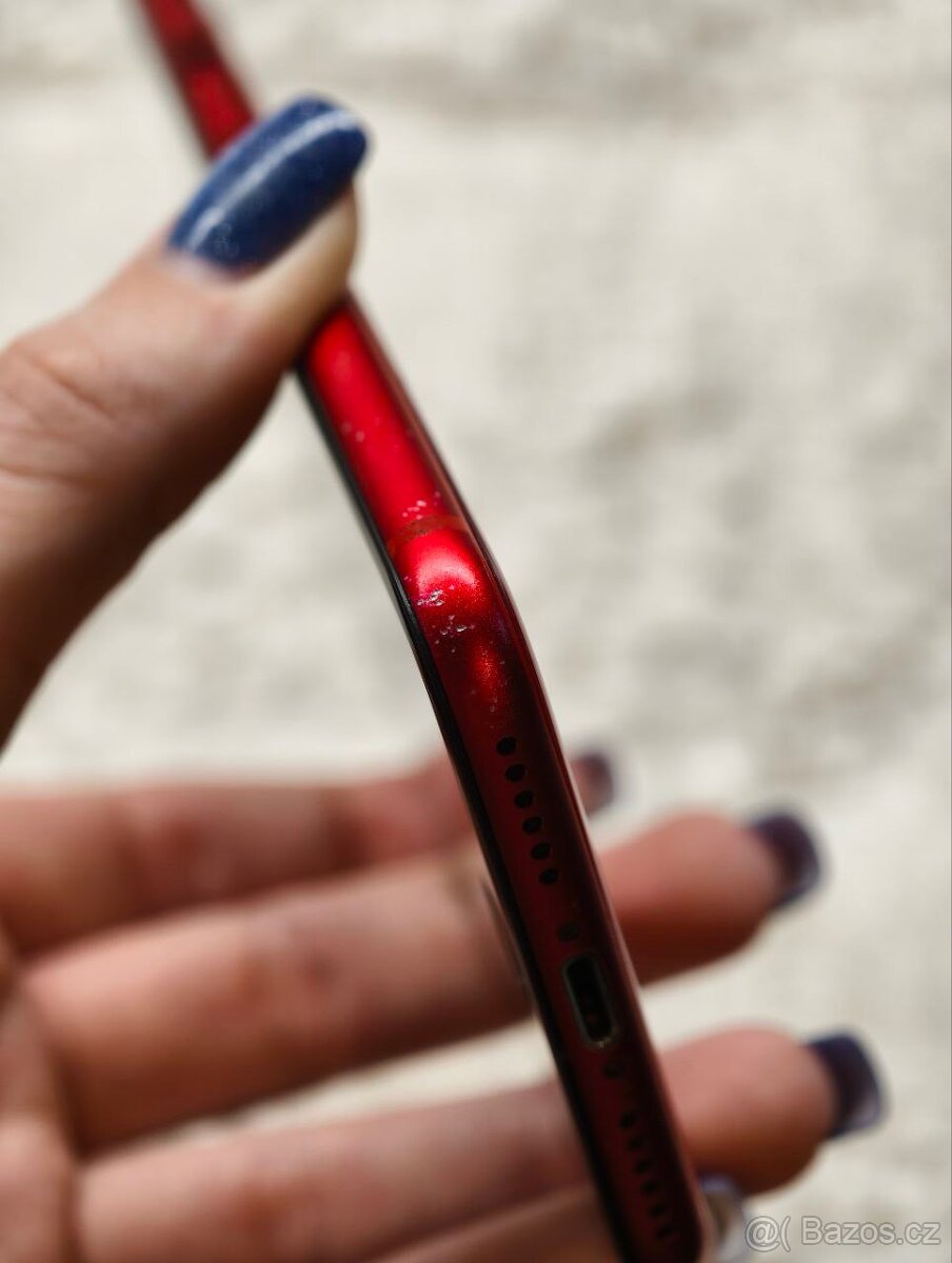 Apple iPhone 8 – 64 GB, Red - 4