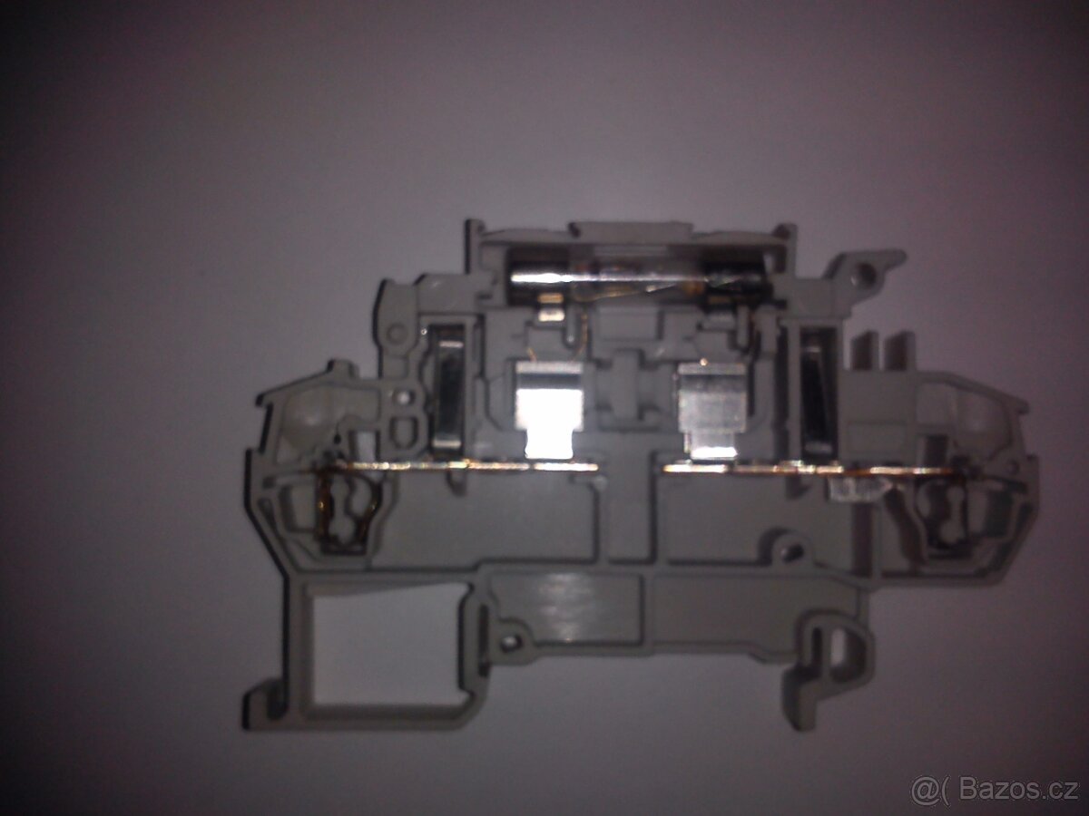 stykače,pojistky - 4