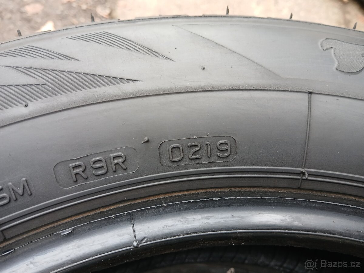 2ks zimní pneu 215/60 r16 - 4