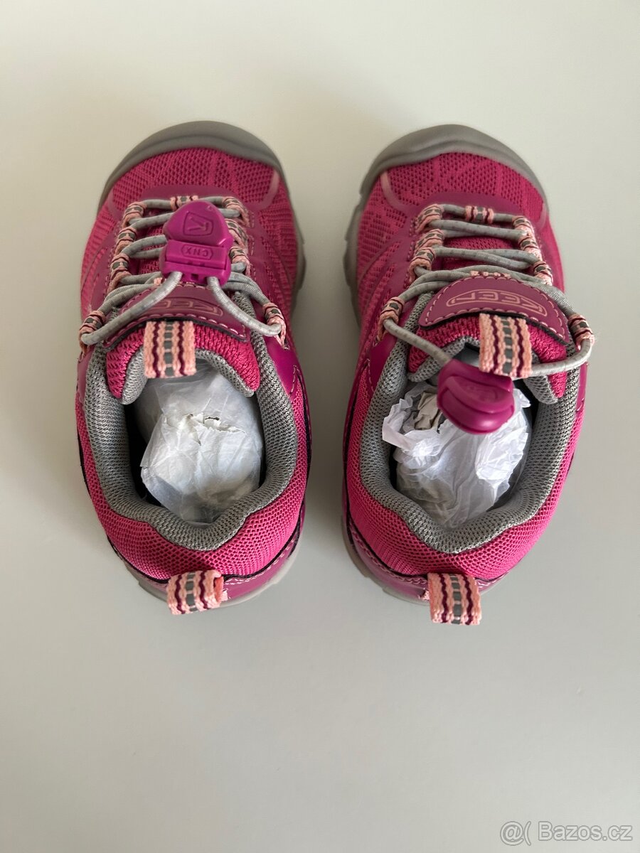 Nové dívčí boty zn.Keen - 4