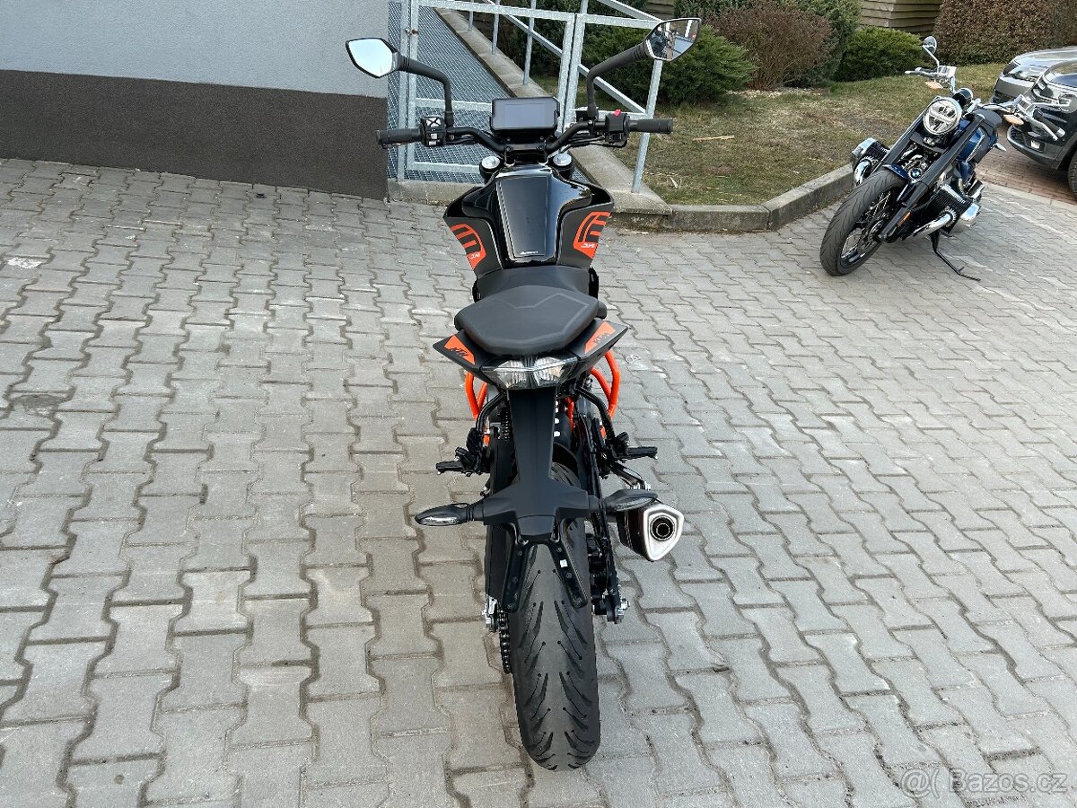 KTM Duke 125 2022 - 4