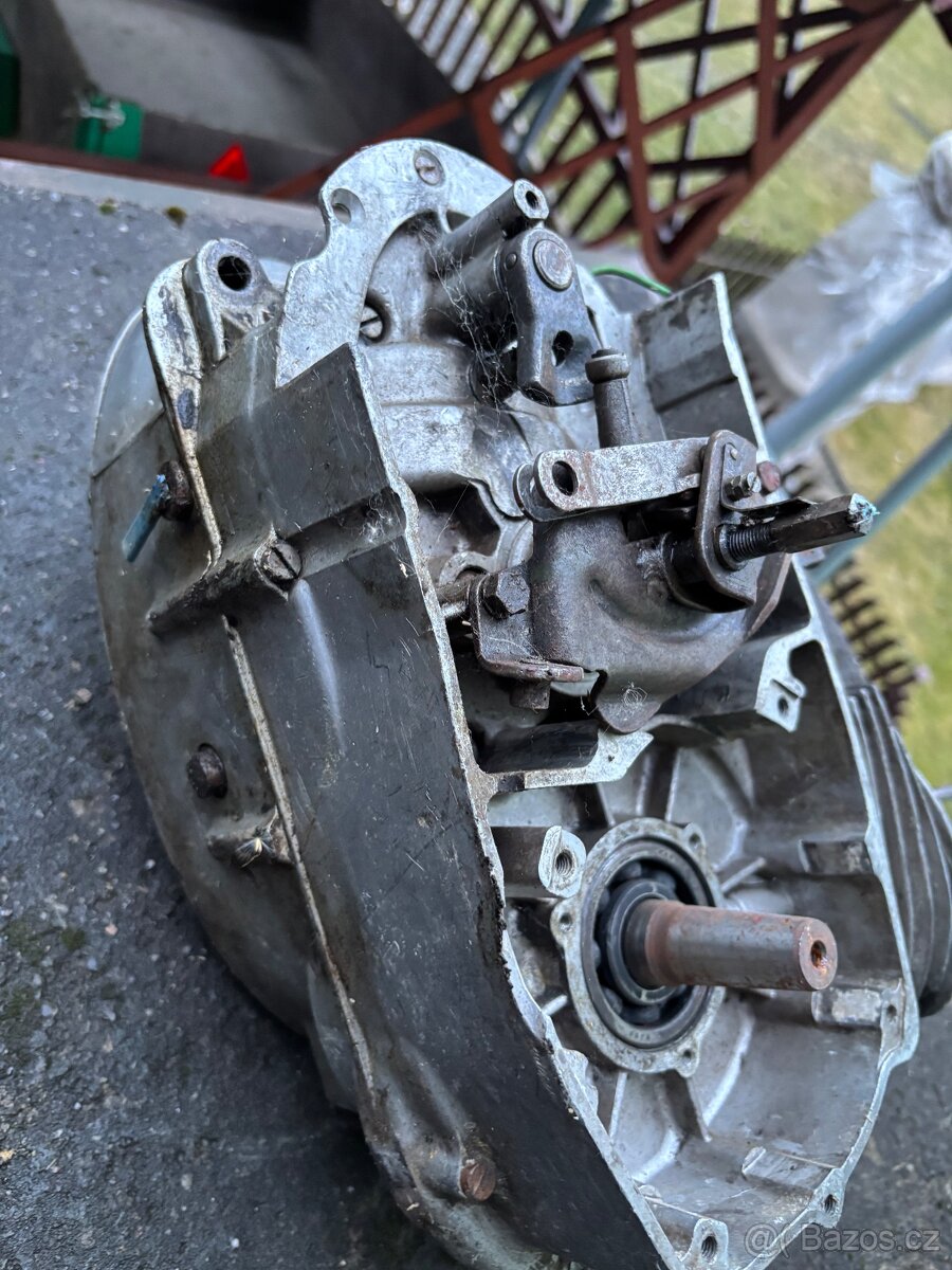 ČZ 502 polomotor - 4