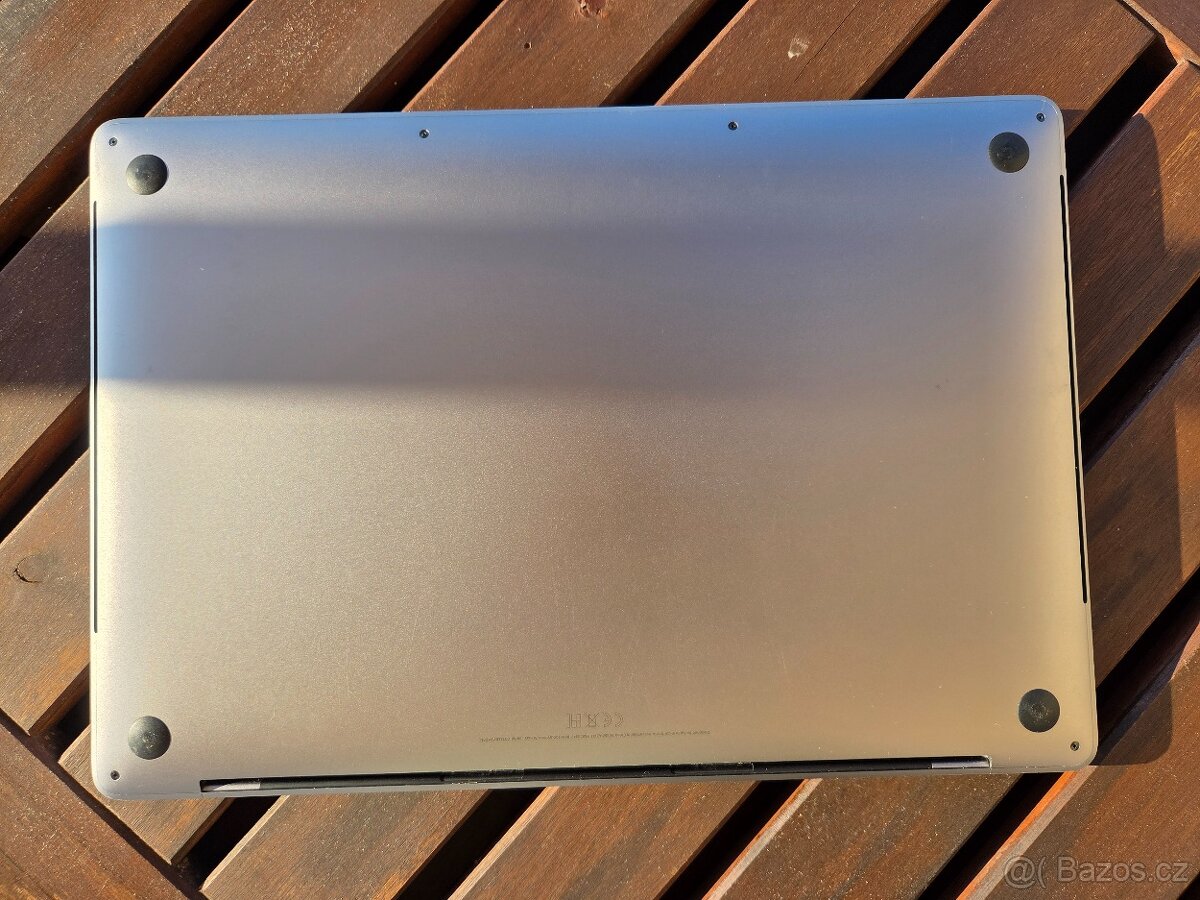 MacBook Pro 16" | 2019 | i9 | 16 GB | Space Grey - 4