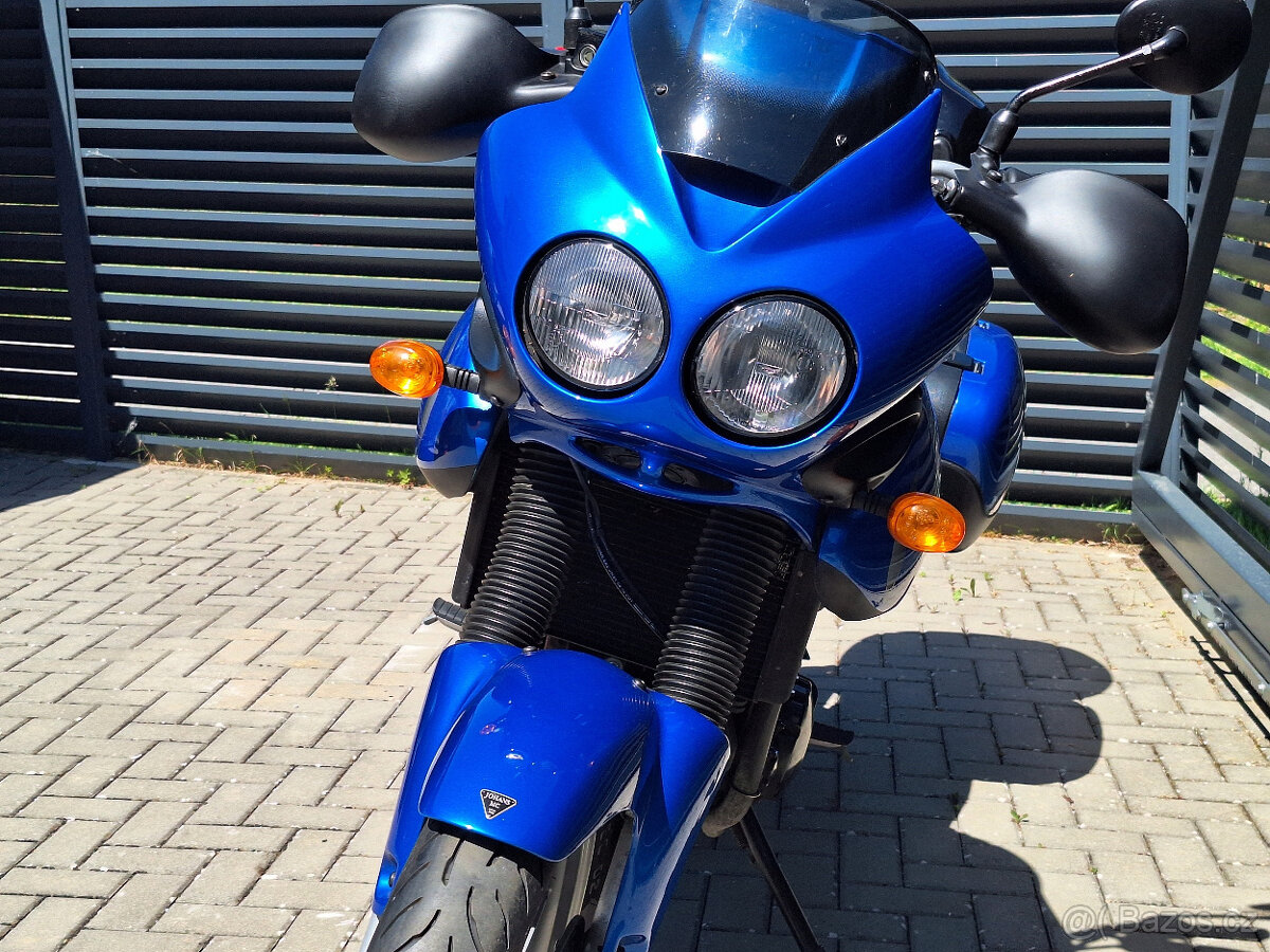 Triumph Tiger 955i - 4