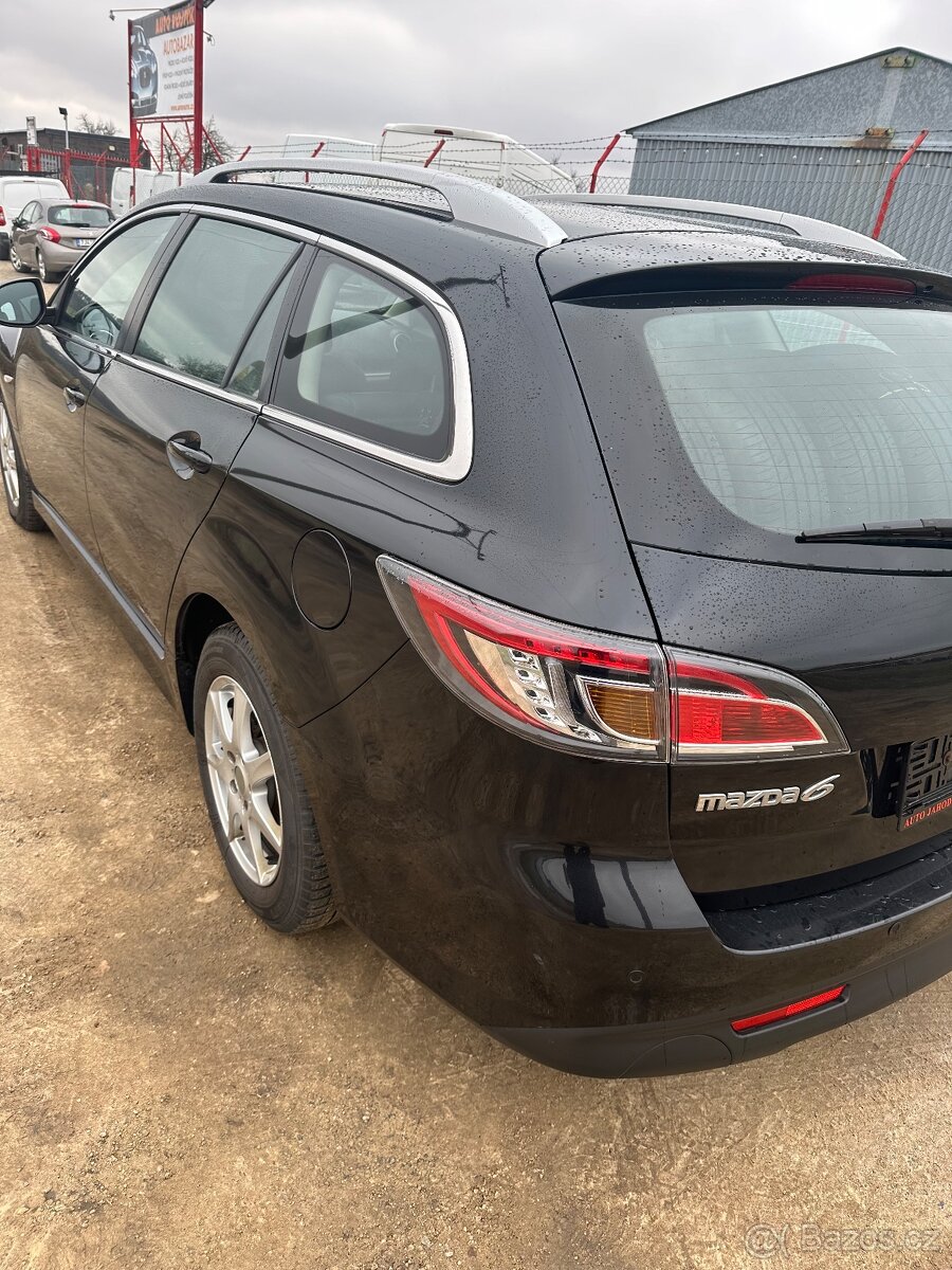 Mazda 6 1,8i - 4