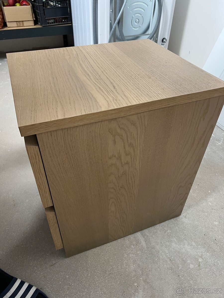 Noční stolek z Ikea - Malm - 4