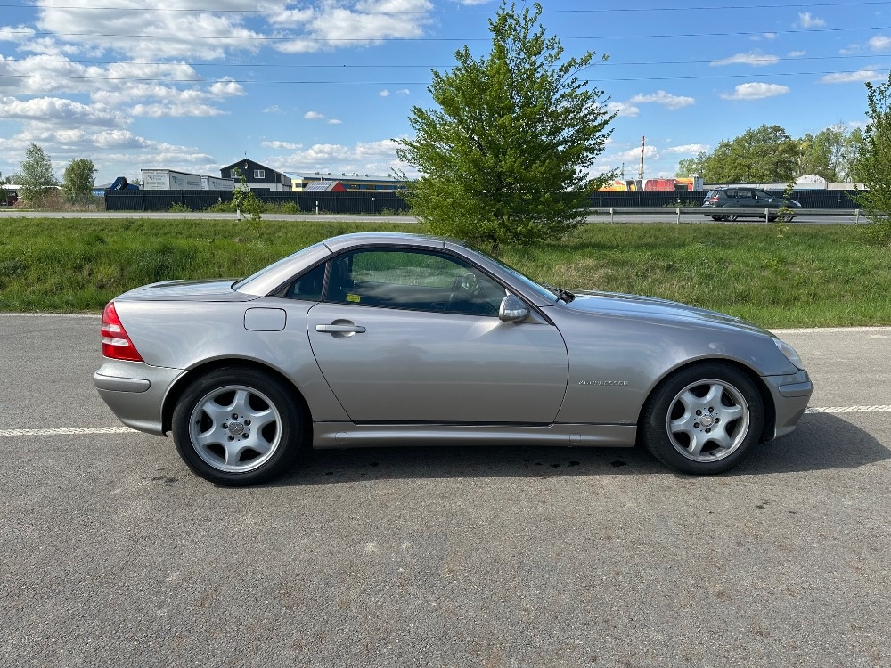 Mercedes-Benz SLK 230 Kompressor face - 4