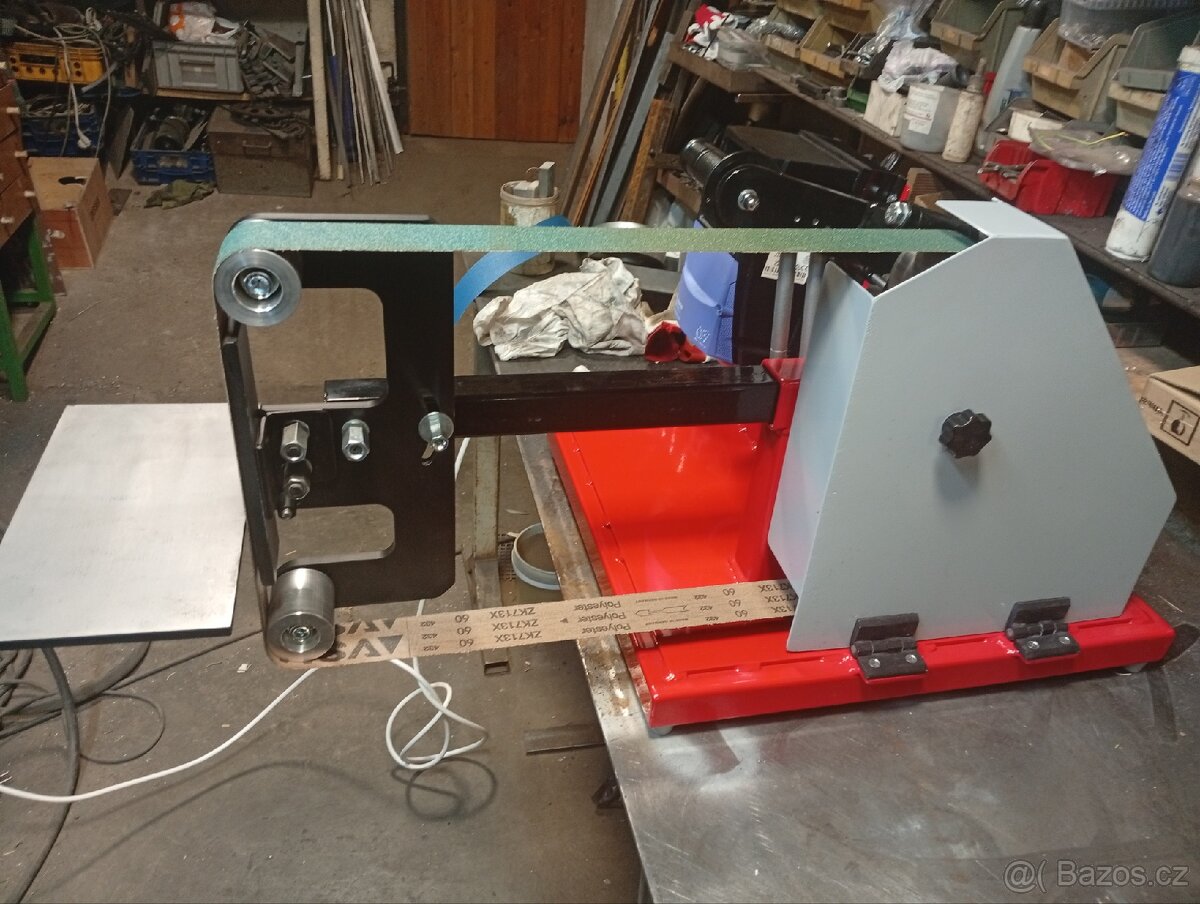 Pásová bruska pro výrobu nožů. - 4