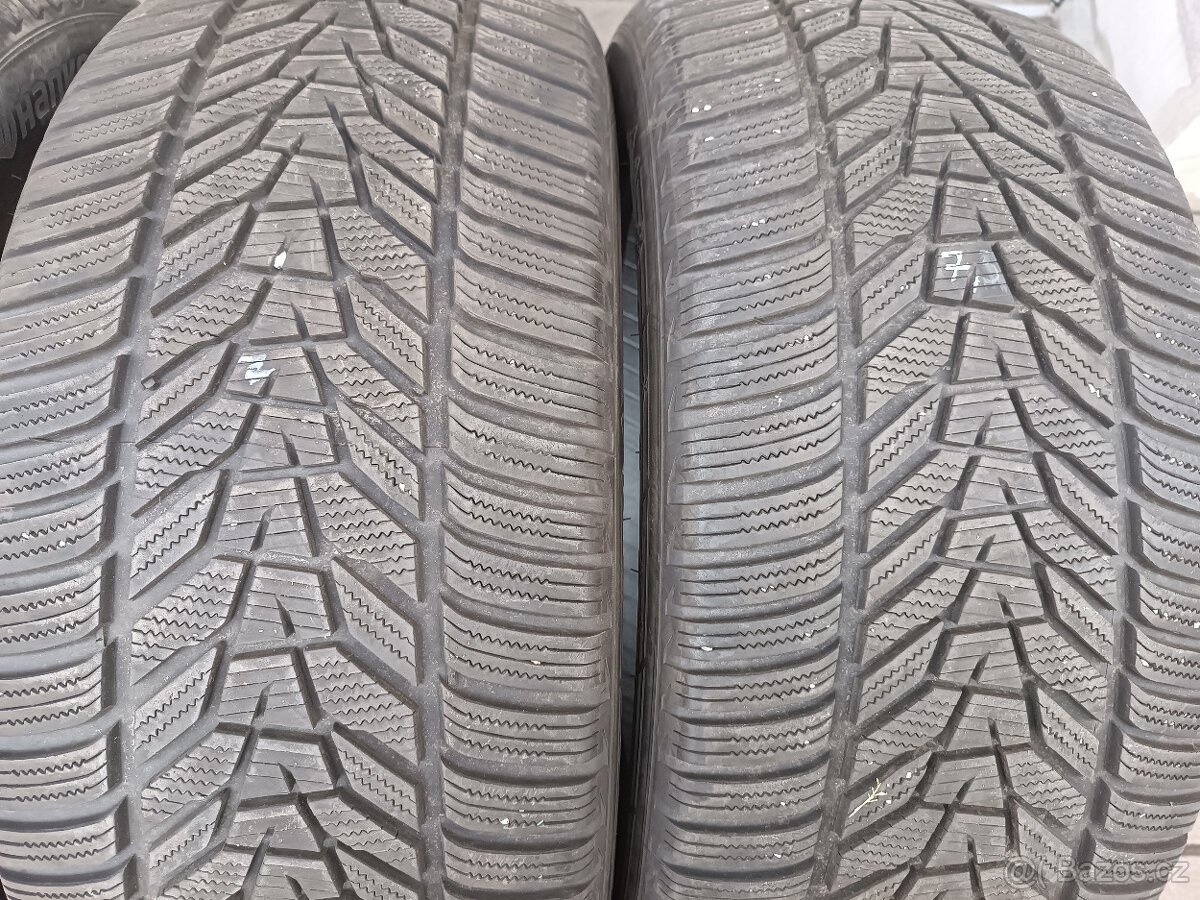 Zimní pneu 285/45R20 112V HankookW330A - 4
