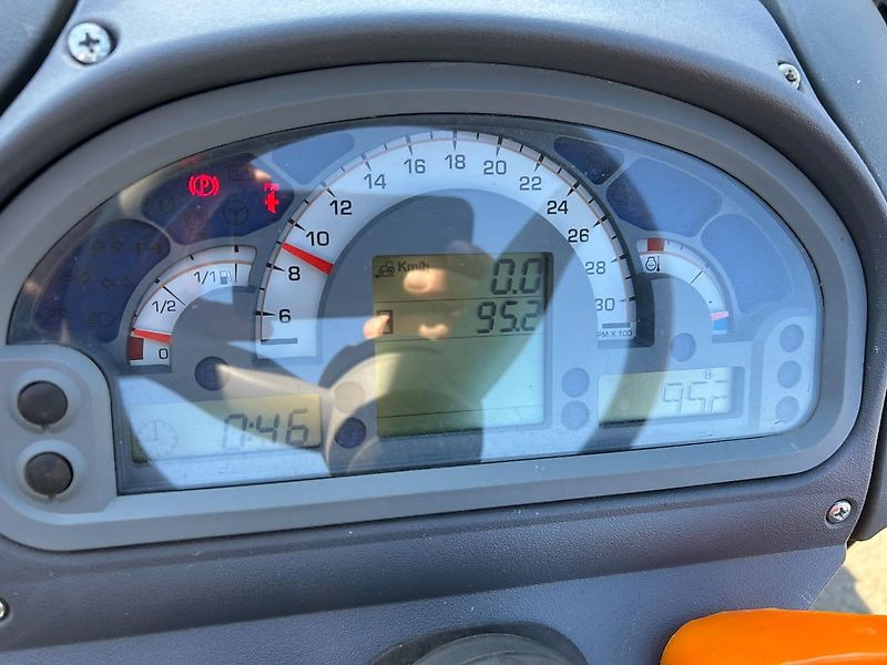 Deutz Fahr 3050 – plně funkční, připravený k práci - 4