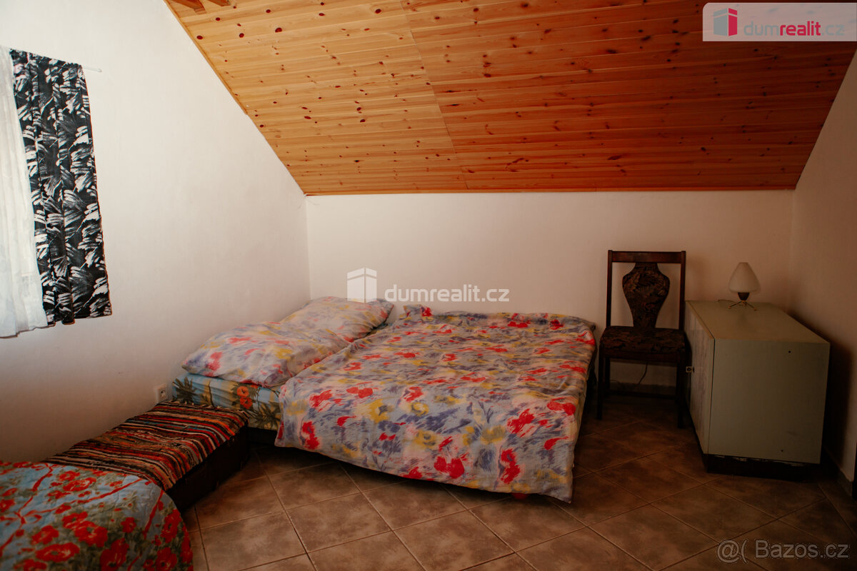 prodej krásné zděné chaty Malé Kyšice, 3+1 100 m2 s pergolou - 4