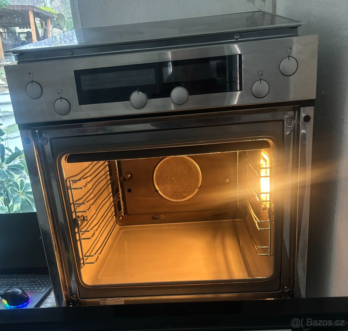 Vestavná trouba MIELE+sklokeramická deska MIELE - 4