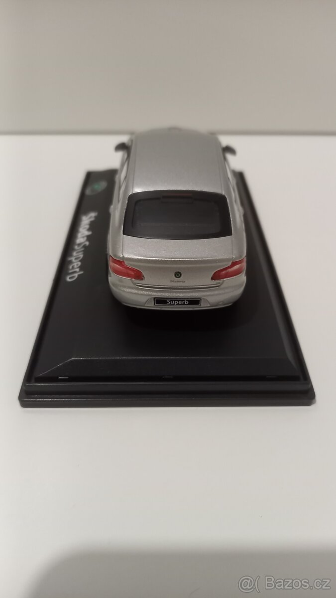 Škoda Superb II, IIHF 2008 Canada MS limitka, 1/43 Abrex - 4