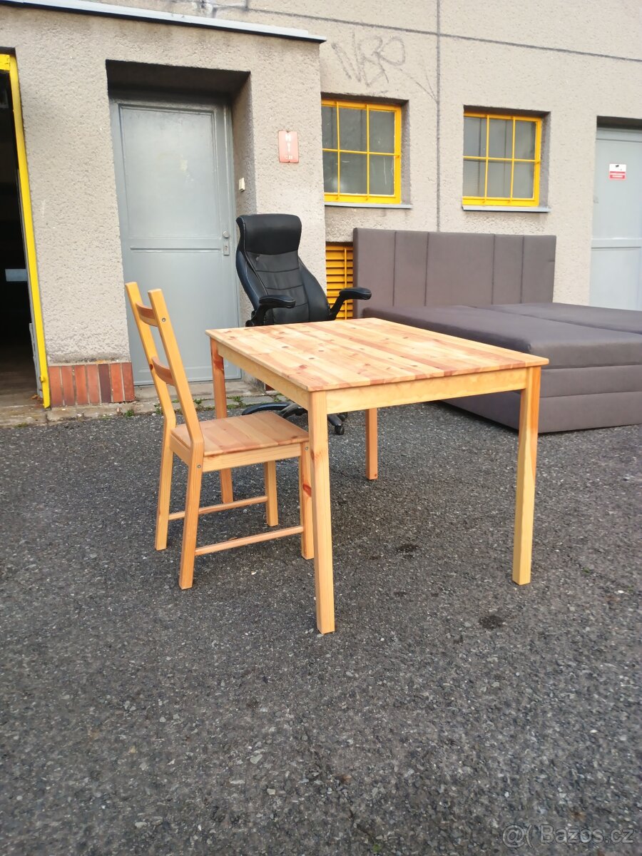 Stůl a 3 židle Ikea - 4