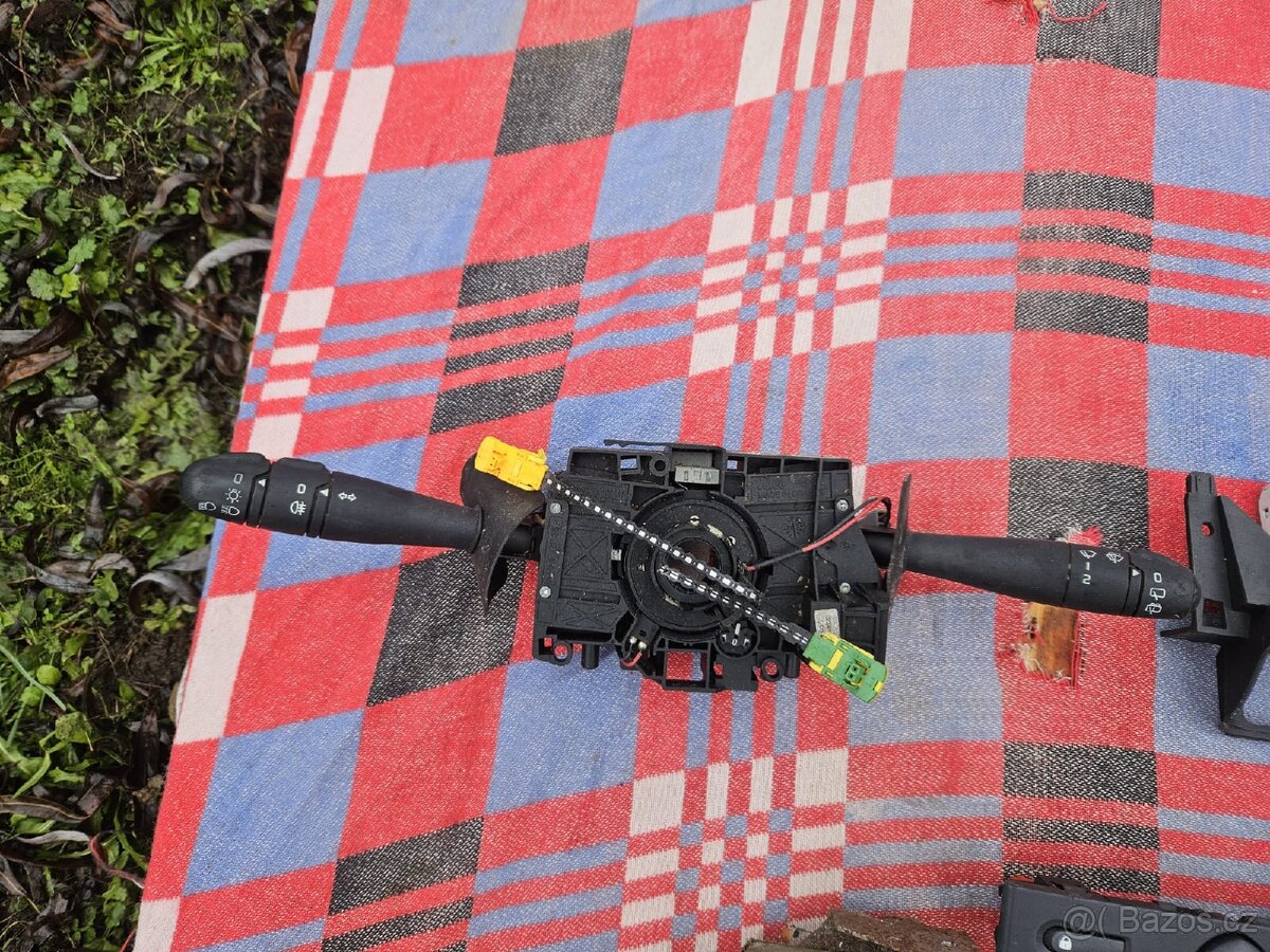 Renault Clio 2/Thalia - díly Levně - 4