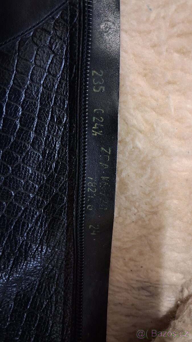 Dámské černé kožené kozačky - 4