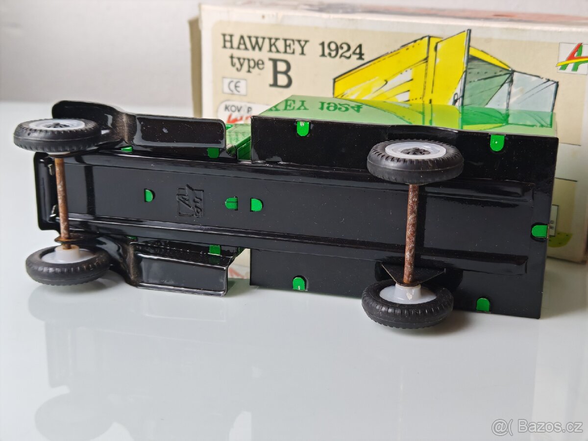 Staré plechové autíčko - 4