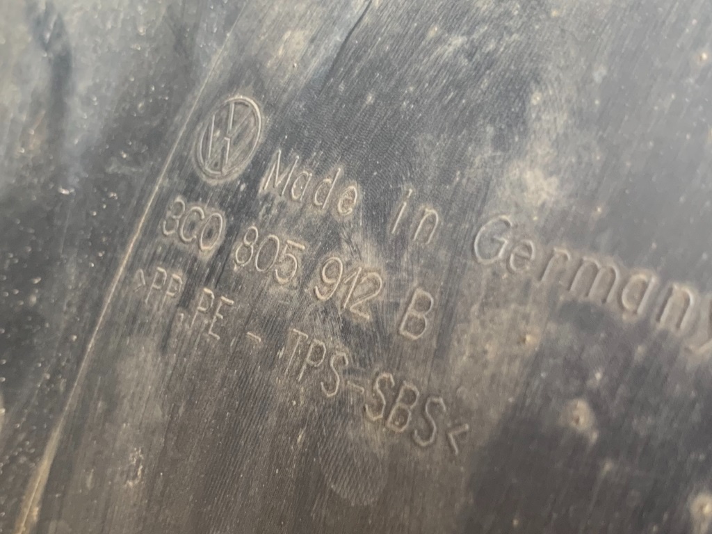 VW PASSAT B6 - 3C - nadkolí PP 3C0805978 3C0805912 - 4