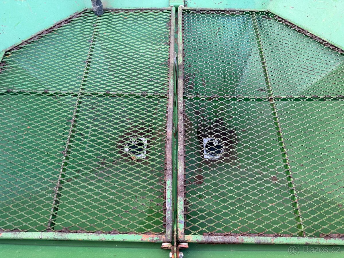 Rozmetadlo Amazone ZA-OC 900 - 4