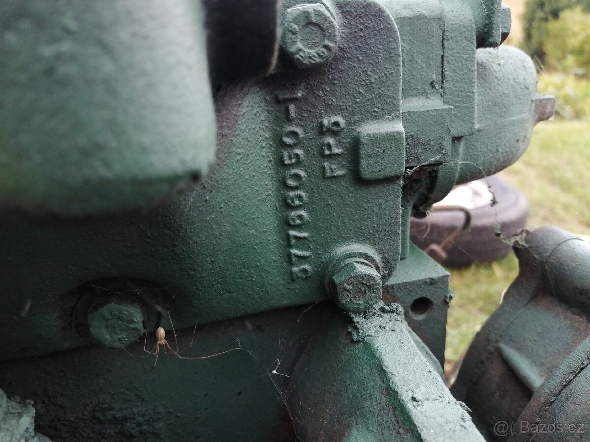 Prodám motor perkinc - 4